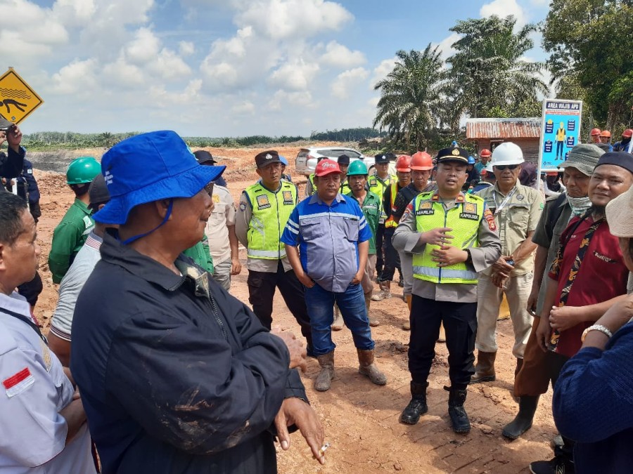Tuntutan klaim Lahan miliknya diabaikan Lilis Sidabutar CS kembali Gelar Aksi di Tambang PT Arthaco Prima Energy, Desak Penghentian Aktivitas Hingga Putusan Hukum Tetap