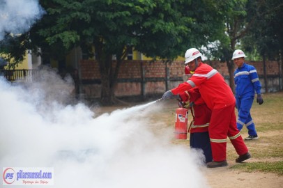 Pertagas OCSA Latih Siswa SMPN 23 Palembang Hadapi Risiko Kebakaran