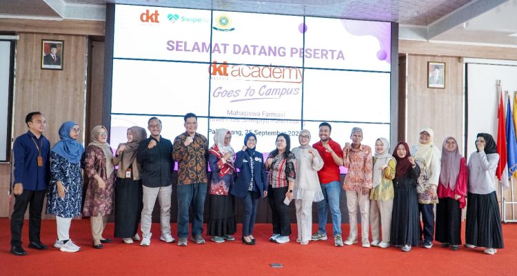 Hari Farmasi Sedunia, Apt. Meliasi Nora Pratamarta, M.KM Berbagi Ilmu Kontrasepsi di Universitas Sriwijaya